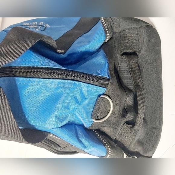 Blue and Black Multi Strap OGIO Udelhoven Half Dome Bag NWT - Picture 7 of 10